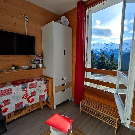 Le Petit Nid Rouge Lägenhet Ustou Exteriör bild