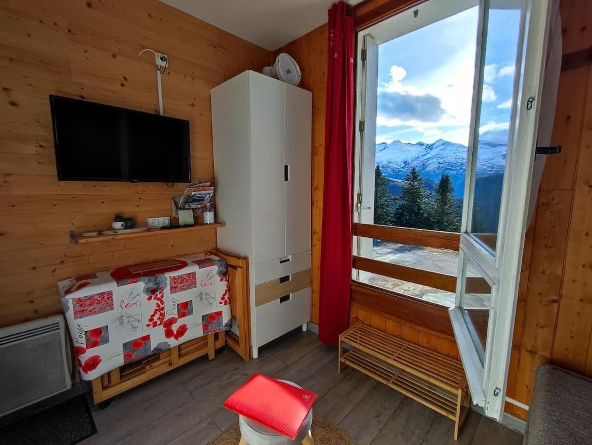 Le Petit Nid Rouge Lägenhet Ustou Exteriör bild